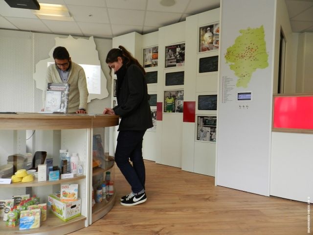 Maison du logement  Espace des Entreprises - Vitr Communaut : Mur des Entreprises